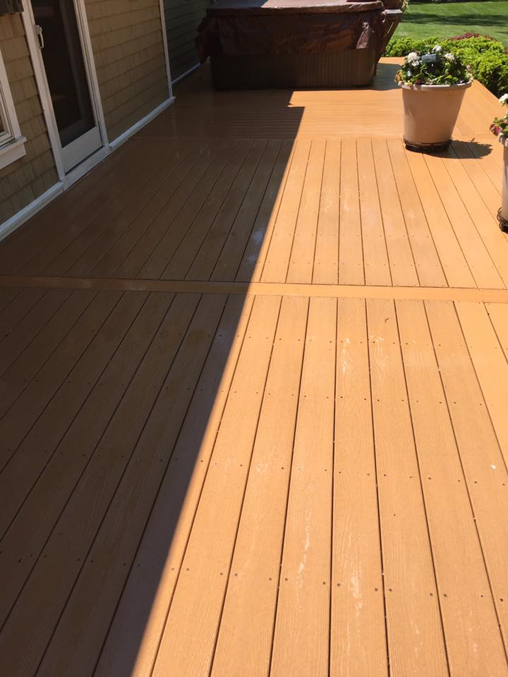 Deck Cleaning in Muttontown, NY